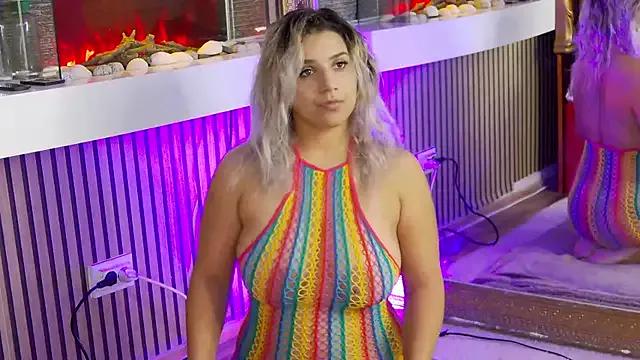 SweetMissXXX from StripChat is Freechat