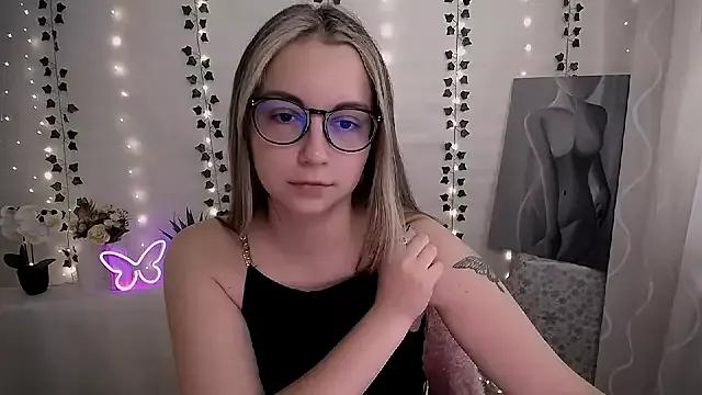 SweetPrincess_ from StripChat