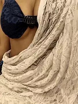 Sweets-jaanu from StripChat is Freechat