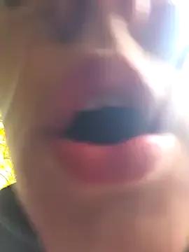 Swiss_Lady from StripChat