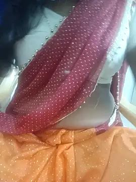 Tamil-pavi from StripChat is Freechat