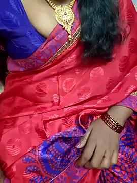 tamil-reena from StripChat is Freechat
