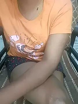 tamil_thaara03 from StripChat is Freechat