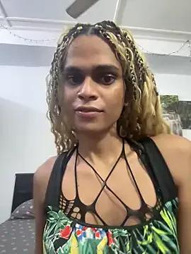 Tara-barbie from StripChat is Freechat