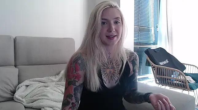 Checkout girls naked models with similar nickname. Cute sexy Free Models.