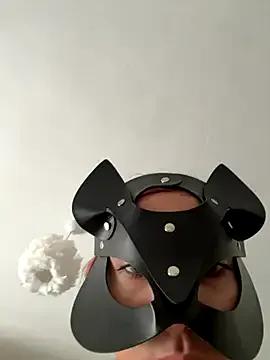 Teengirlmiaa from StripChat is Freechat