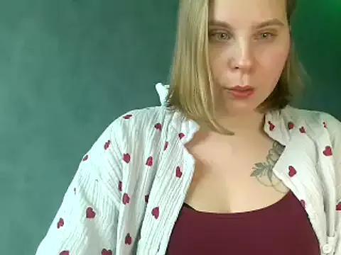 Thalia__Star from StripChat is Freechat