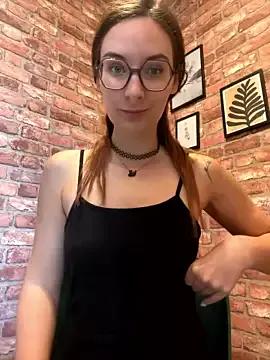 Masturbate to boobs webcams. Sweet Free Models.