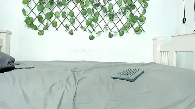 Thiago_Thompson from StripChat is Freechat