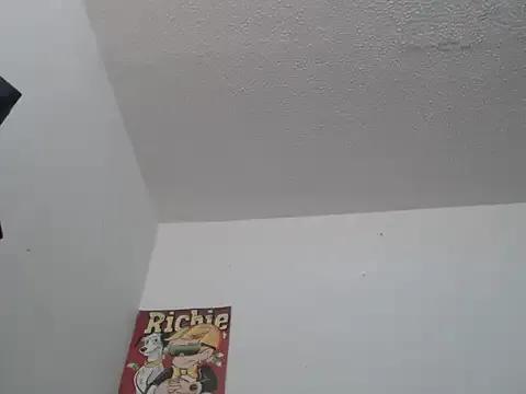 Thomasjons_ from StripChat is Freechat