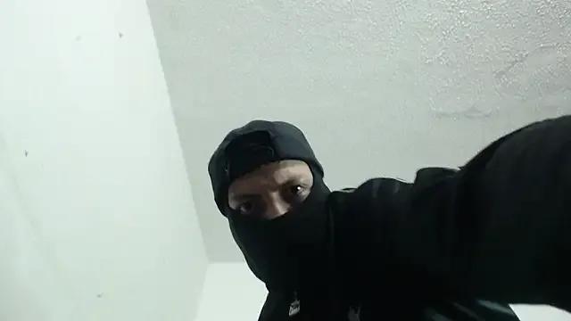 Thomasjons_ from StripChat is Freechat