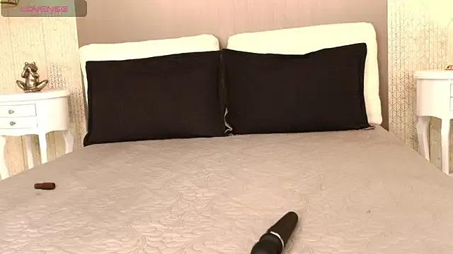 Tiifany_Baker from StripChat
