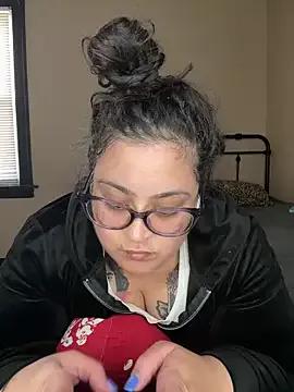 TillyMarie from StripChat is Freechat