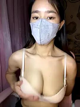 TiNa_04 from StripChat is Freechat