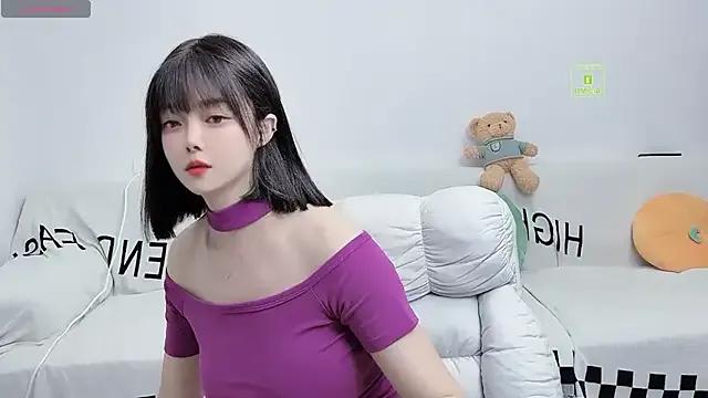uikyy1 from StripChat is Freechat