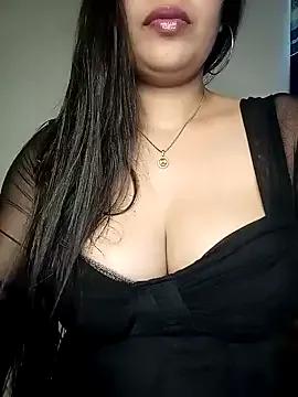 ur_khwahishh from StripChat is Freechat