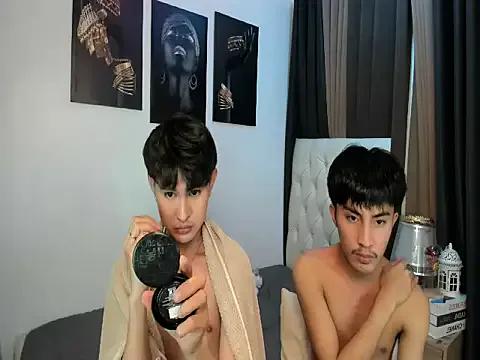 Urloverhardcock from StripChat is Freechat