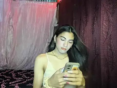 ursexykittykat_xx from StripChat is Freechat