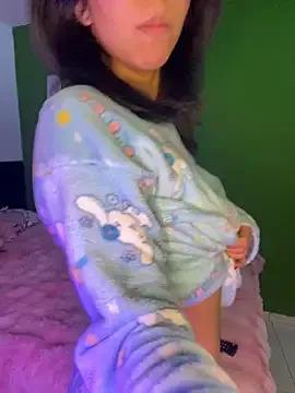 Valen-Foxx from StripChat is Freechat