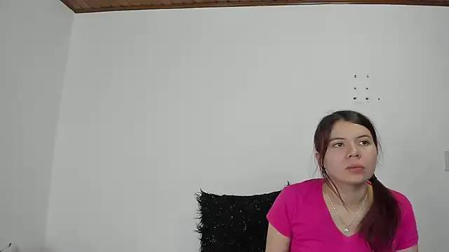 Valen_tina from StripChat is Freechat