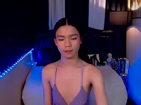 Valentina_Eloise from StripChat is Freechat