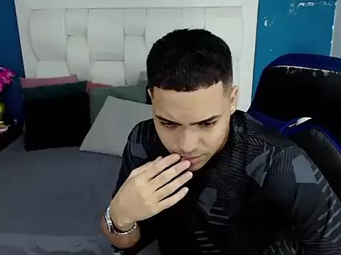 ValentinAndRosse from StripChat