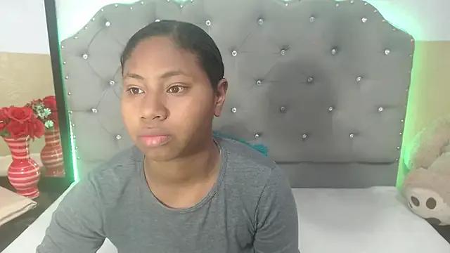 valentinavega18x from StripChat is Freechat