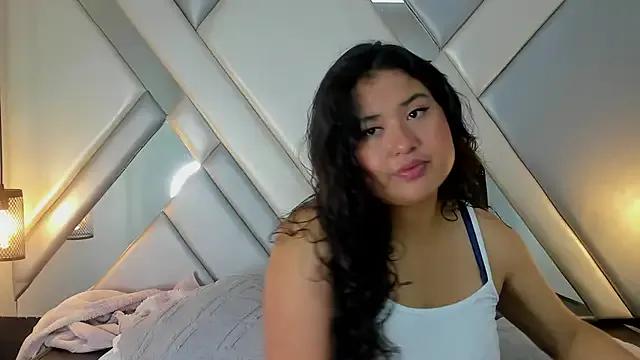 VELVETHUNTER_VC from StripChat is Freechat