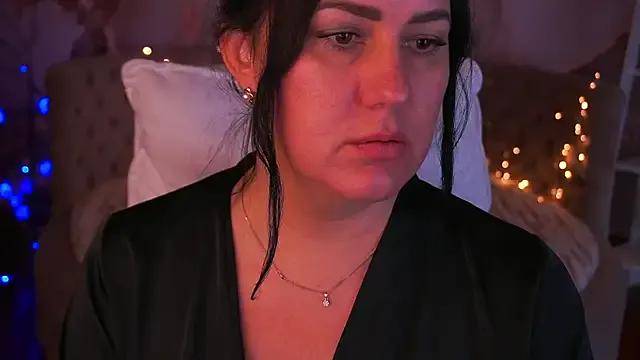 VelvetLuck from StripChat is Freechat