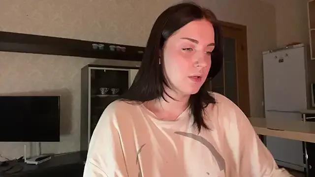 VelvetNote from StripChat is Freechat