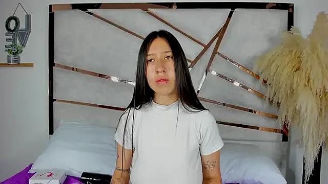 venusmorgan_ from StripChat is Freechat