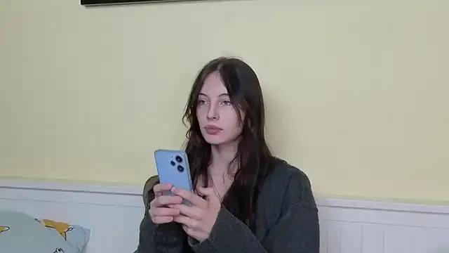 VernaWylie from StripChat is Freechat