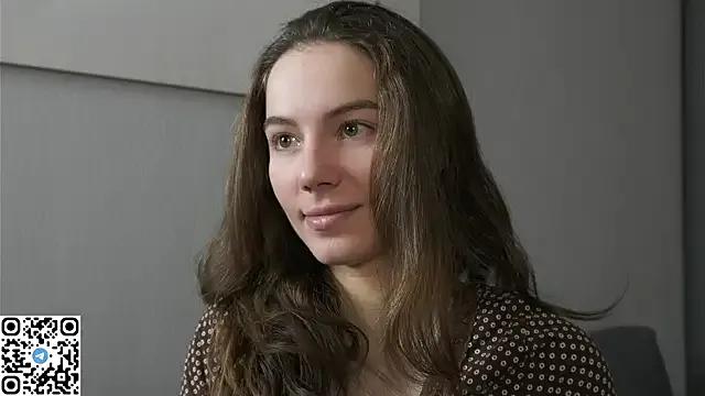 VeronaHerrin from StripChat is Freechat