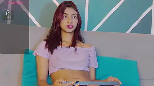 veronica_06 from StripChat is Freechat