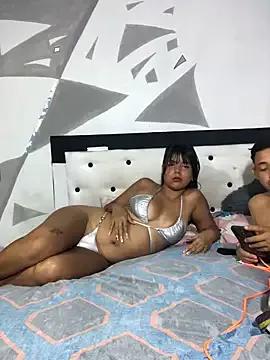 veronica_and_bryan from StripChat is Freechat