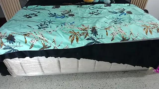 victoria_hard_sex from StripChat is Freechat