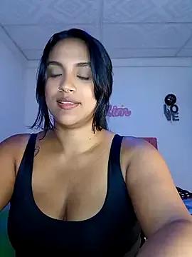 victoria_roussee from StripChat is Freechat