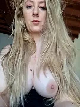 Join bignipples chat. Sweet sexy Free Models.