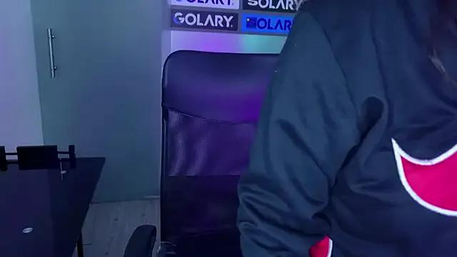 Violetta_Swett_ from StripChat is Freechat