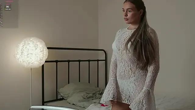 VIP_MILENA from StripChat is Freechat