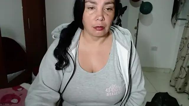 Vivian_milf_paint from StripChat