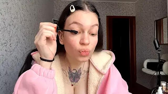 Wallazar_cute from StripChat is Freechat