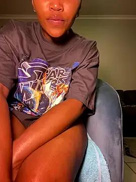 WaterMommy from StripChat is Freechat