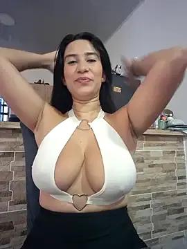WET-KITTY92 from StripChat is Freechat