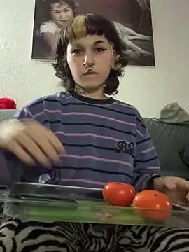 whitebunny88 from StripChat is Freechat