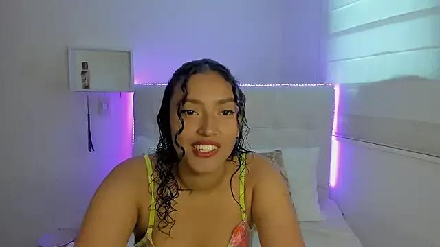 wild_moana from StripChat is Freechat