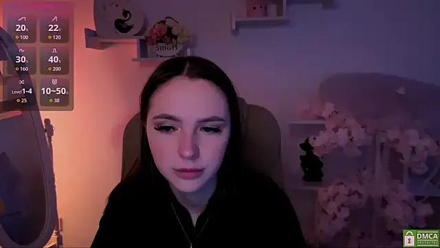 WildHoneyXO from StripChat is Freechat
