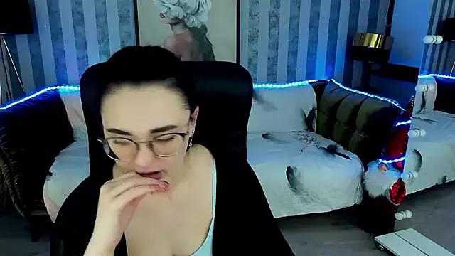 XeniaDiamond_ from StripChat is Freechat