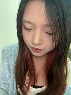 xiaomimi985 from StripChat is Freechat