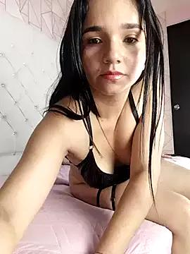 XiomaraSmith_ from StripChat is Freechat